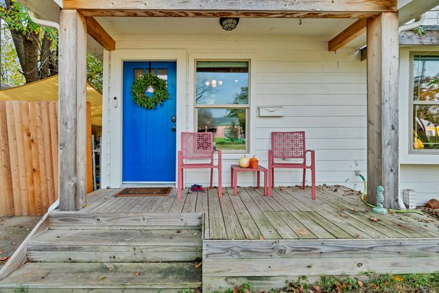 1828 Portland Avenue, Fort Worth, TX 76102