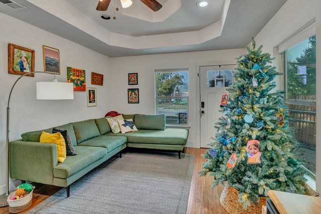 1828 Portland Avenue, Fort Worth, TX 76102