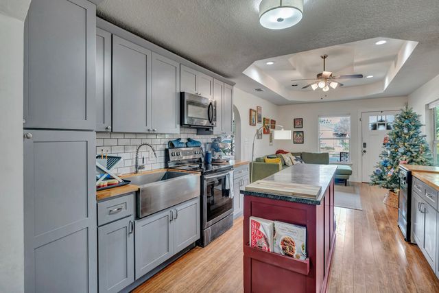 1828 Portland Avenue, Fort Worth, TX 76102