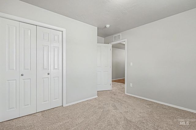 1603 W Tamarack Dr, Nampa, ID 83651