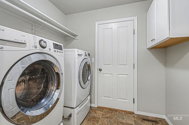 1603 W Tamarack Dr, Nampa, ID 83651