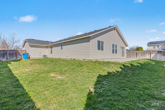 1603 W Tamarack Dr, Nampa, ID 83651