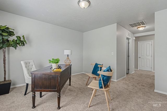 1603 W Tamarack Dr, Nampa, ID 83651