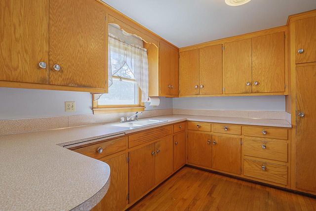 1013 SCHWARTZ STREET, Green Bay, WI 54302