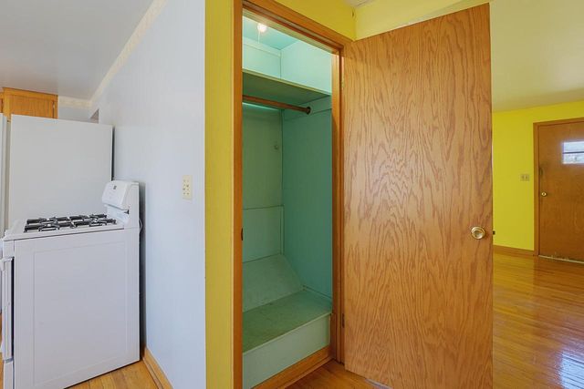 1013 SCHWARTZ STREET, Green Bay, WI 54302