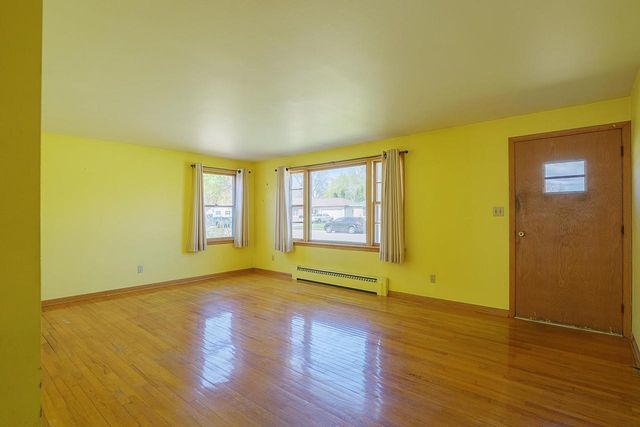 1013 SCHWARTZ STREET, Green Bay, WI 54302