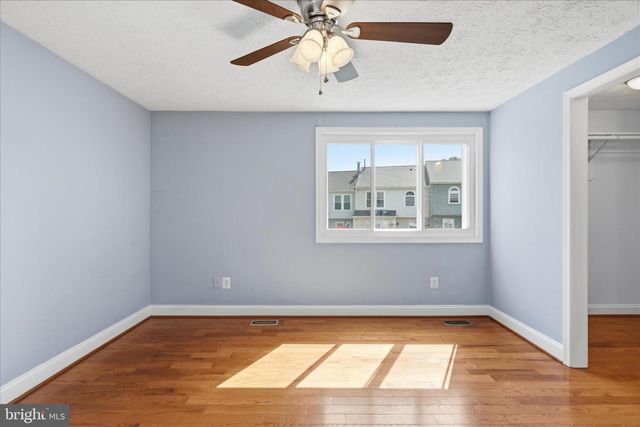 3601 WOODHAVEN CT, Woodbridge, VA 22192