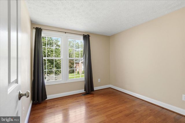 3601 WOODHAVEN CT, Woodbridge, VA 22192