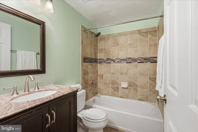 3601 WOODHAVEN CT, Woodbridge, VA 22192