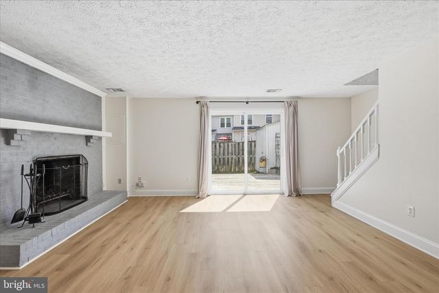 3601 WOODHAVEN CT, Woodbridge, VA 22192