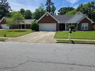 2595 Freemans Walk Drive, Dacula, GA 30019