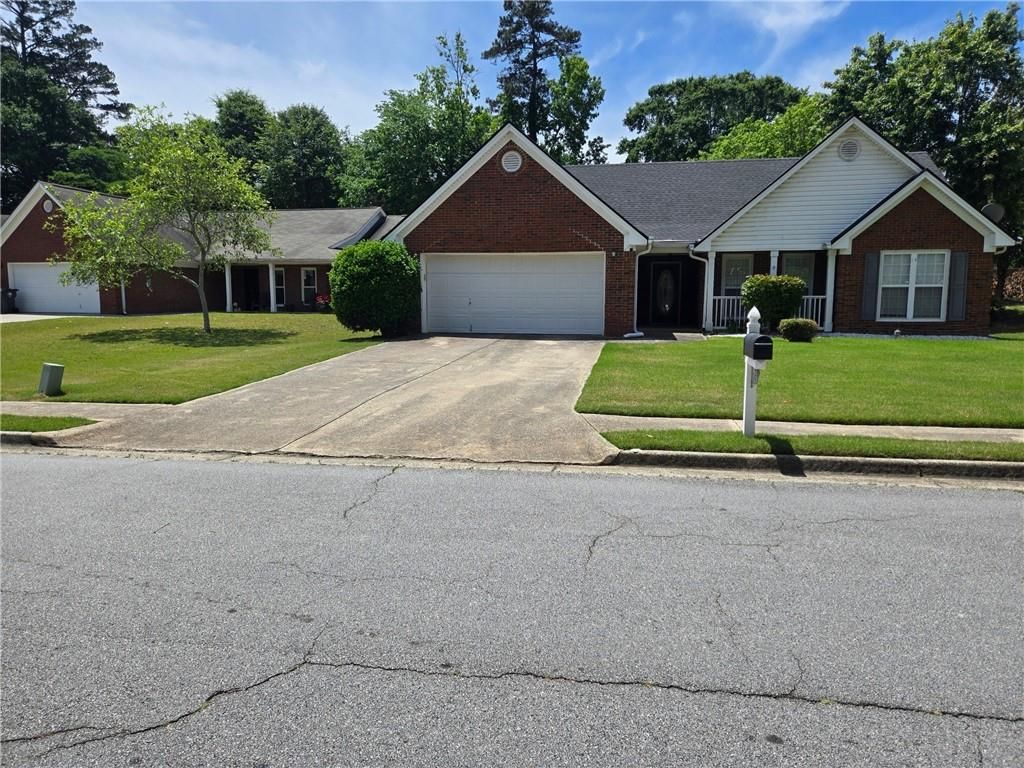 2595 Freemans Walk Drive, Dacula, GA 30019