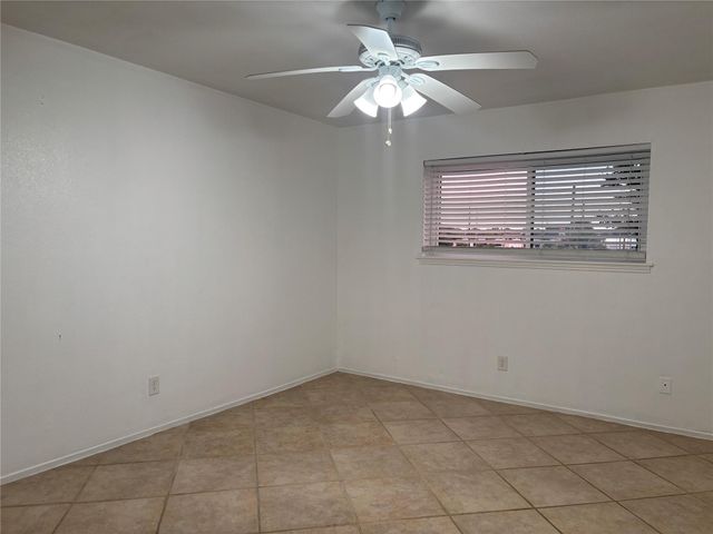3535 Nasa Rd 1 Parkway 28, Seabrook, TX 77586