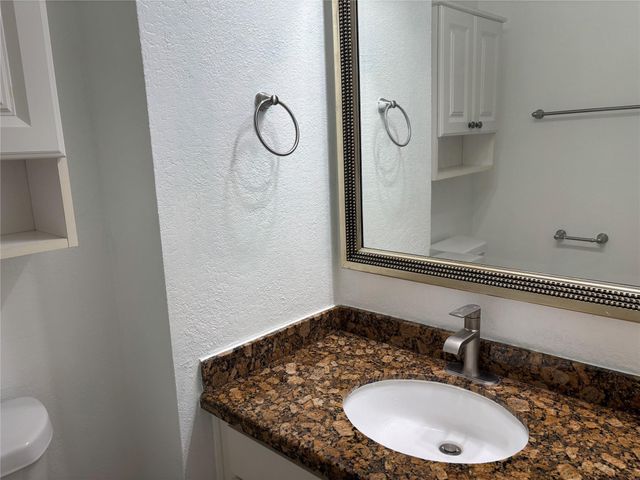 3535 Nasa Rd 1 Parkway 28, Seabrook, TX 77586