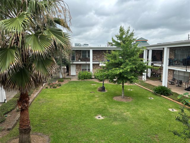 3535 Nasa Rd 1 Parkway 28, Seabrook, TX 77586