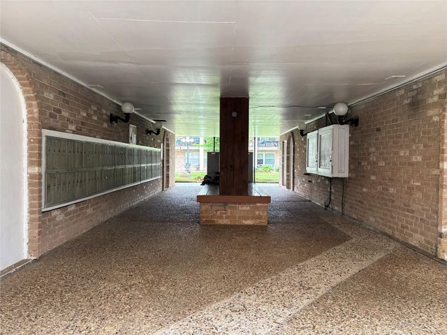 3535 Nasa Rd 1 Parkway 28, Seabrook, TX 77586