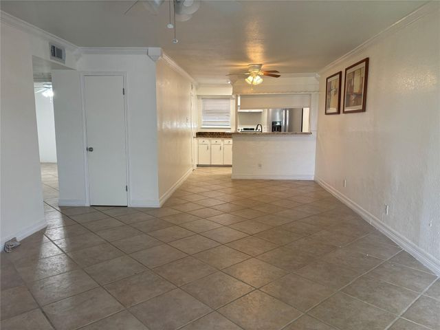 3535 Nasa Rd 1 Parkway 28, Seabrook, TX 77586