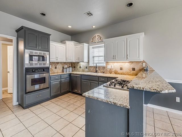 10220 N 140th East Court, Owasso, OK 74055