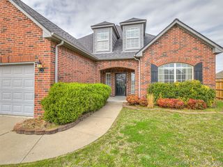 10220 N 140th East Court, Owasso, OK 74055