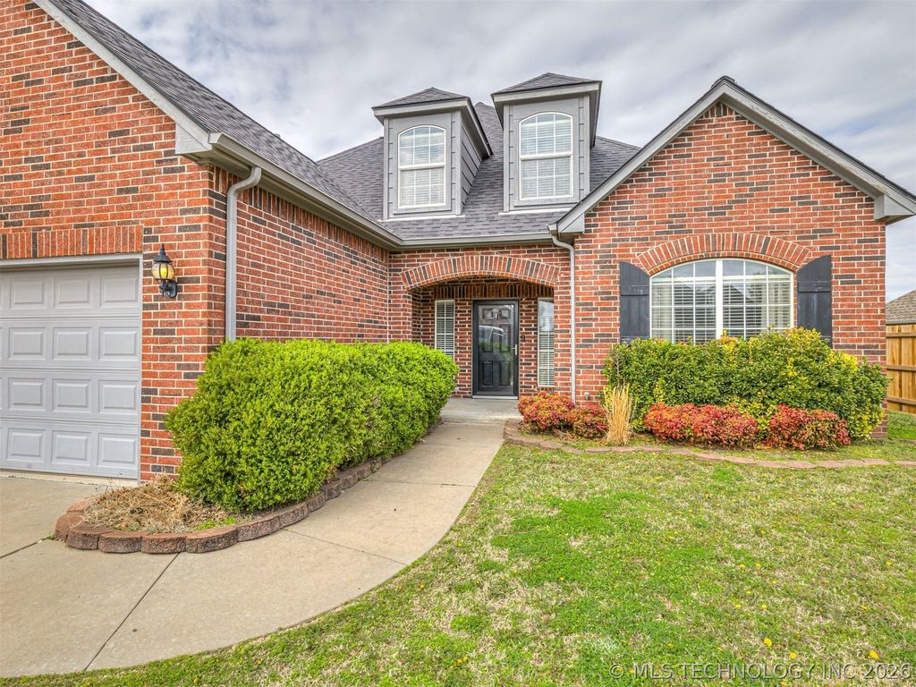 10220 N 140th East Court, Owasso, OK 74055