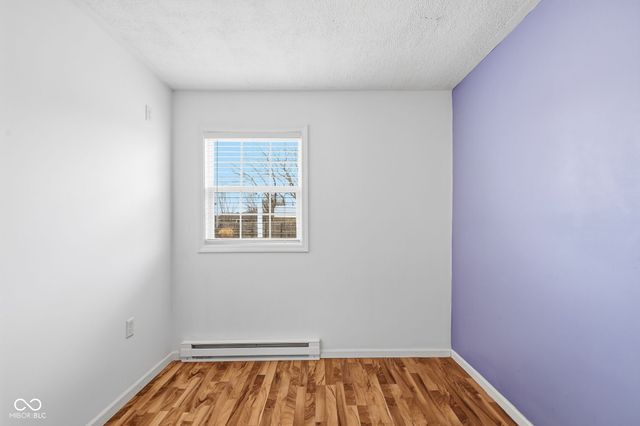 1909 E Balsam Court, Anderson, IN 46011