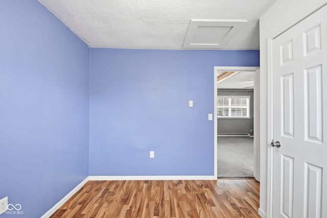 1909 E Balsam Court, Anderson, IN 46011