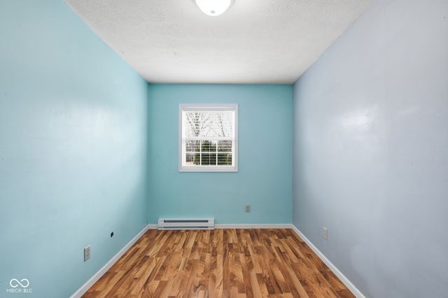 1909 E Balsam Court, Anderson, IN 46011