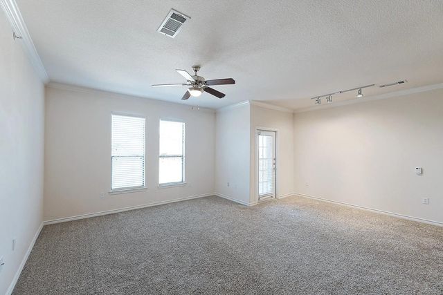 9900 Mcneil Drive 3-03202, Austin, TX 78750