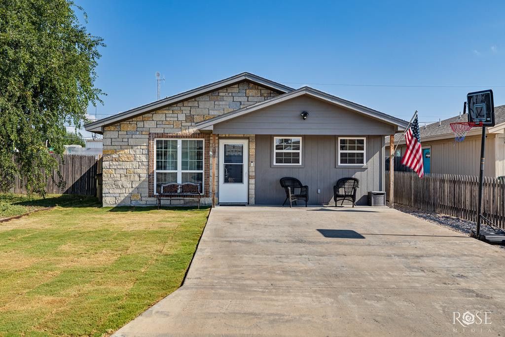 610 Jones Street, San Angelo, TX 76903