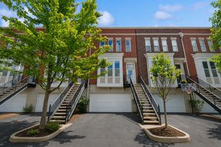 3951 N Washtenaw Avenue, Chicago, IL 60618