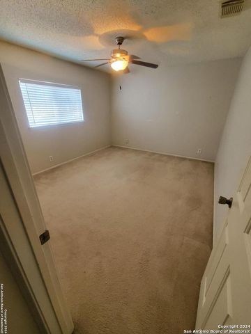 9615 ADDERSLY DR, San Antonio, TX 78254