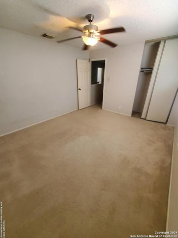 9615 ADDERSLY DR, San Antonio, TX 78254