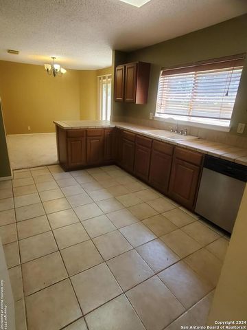 9615 ADDERSLY DR, San Antonio, TX 78254