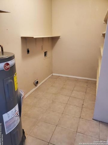 9615 ADDERSLY DR, San Antonio, TX 78254