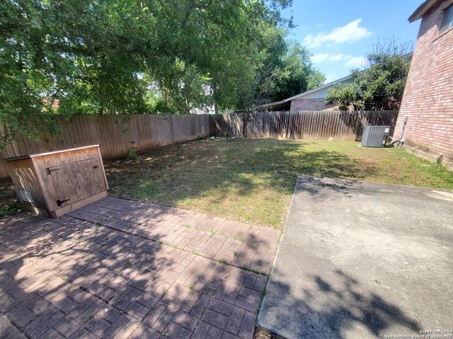 9615 ADDERSLY DR, San Antonio, TX 78254