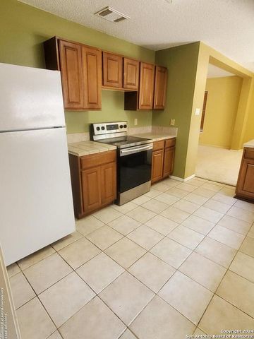 9615 ADDERSLY DR, San Antonio, TX 78254