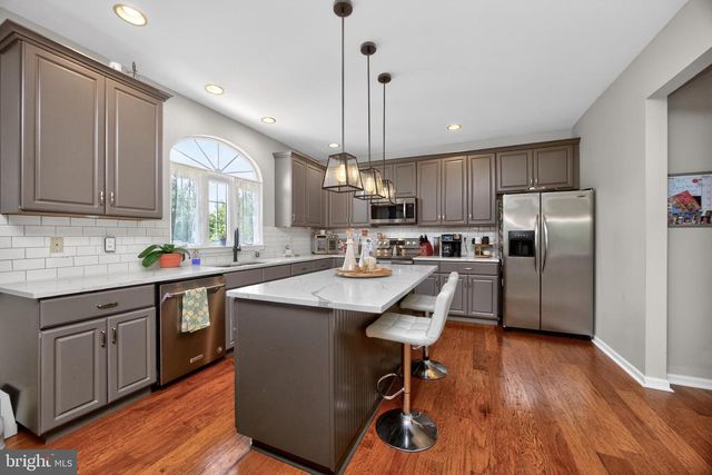 120 MCDONALD WAY, Oxford, PA 19363