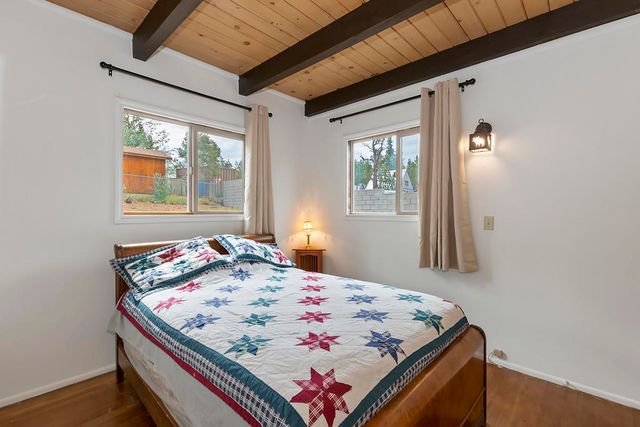 102 E Country Club Boulevard, Big Bear, CA 92314