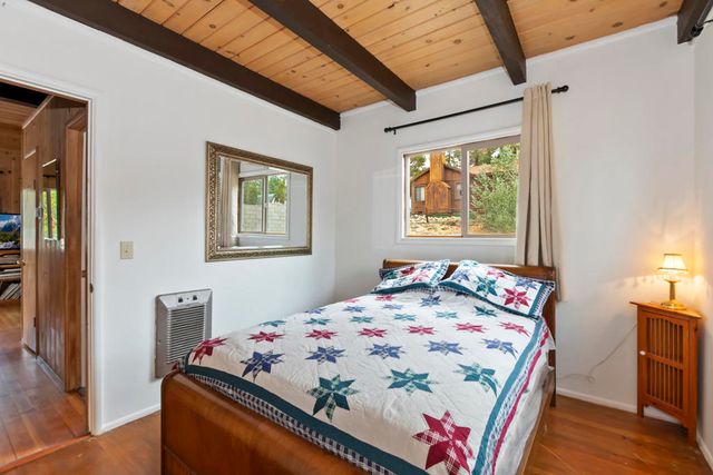 102 E Country Club Boulevard, Big Bear, CA 92314