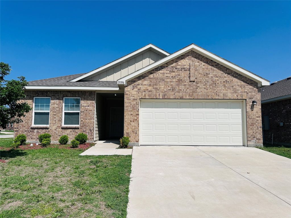 13356 Hiskey Drive, Fort Worth, TX 76052 — exterior