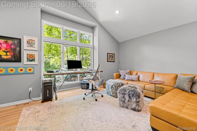 40360 Harmony Lane, Northville Township, MI 48167
