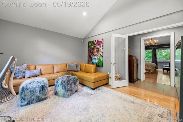 40360 Harmony Lane, Northville Township, MI 48167