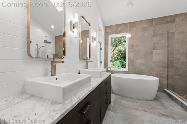 40360 Harmony Lane, Northville Township, MI 48167