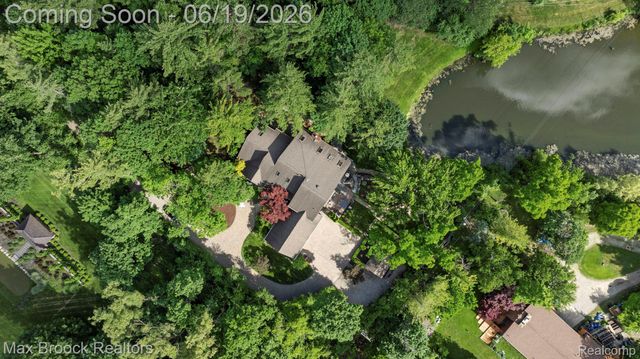 40360 Harmony Lane, Northville Township, MI 48167