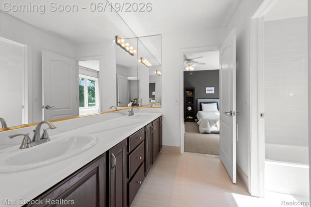 40360 Harmony Lane, Northville Township, MI 48167
