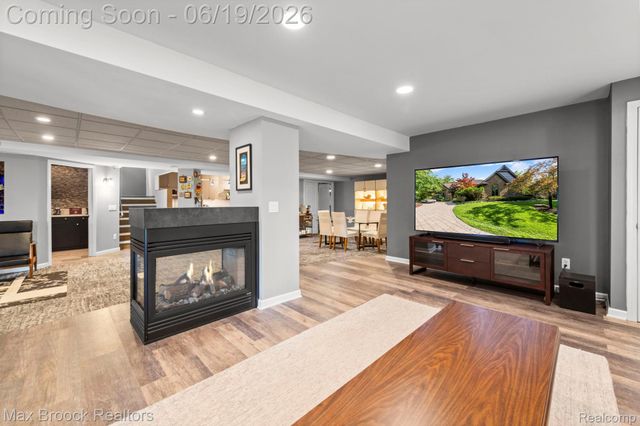 40360 Harmony Lane, Northville Township, MI 48167