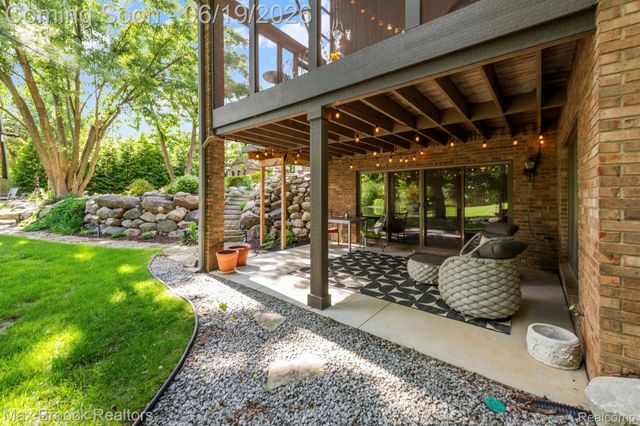 40360 Harmony Lane, Northville Township, MI 48167