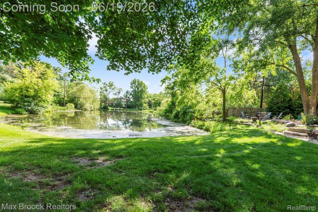 40360 Harmony Lane, Northville Township, MI 48167