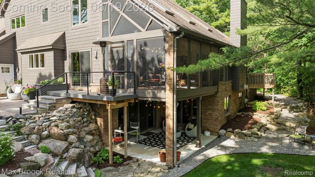 40360 Harmony Lane, Northville Township, MI 48167