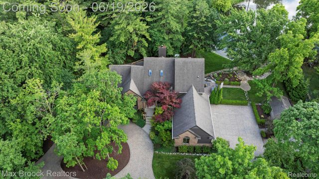 40360 Harmony Lane, Northville Township, MI 48167
